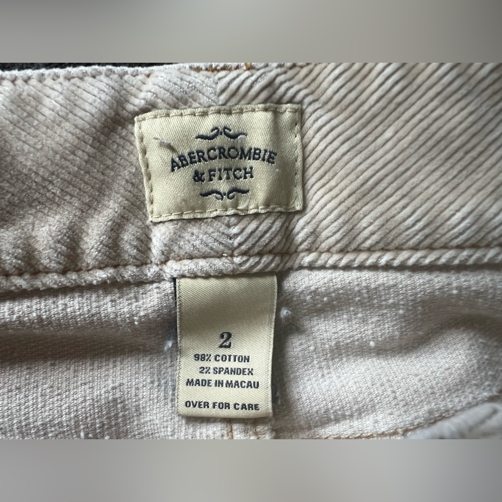 RARE A&F Vintage belted cream courdoroy with embroidery. Size 2. - Picture 10 of 15